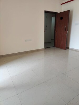 Room in 2 BHK Apartment at Mahindra Happinest Tathawade Phase 1, Tathawade – for Sale