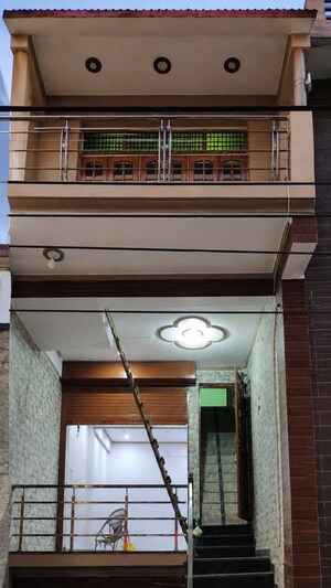  Office Space For Rent in Vikalp Khand