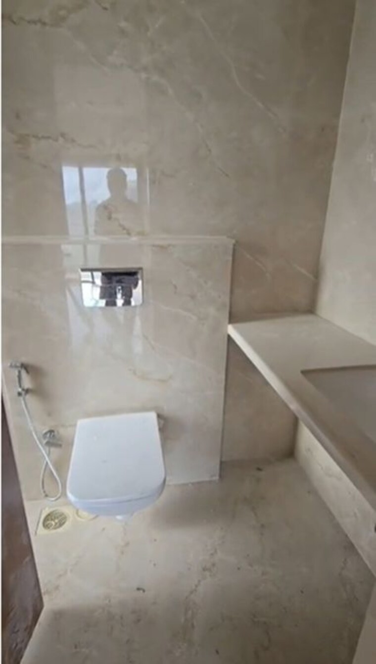 Bathroom, deonar 2 Bedroom 884 Sq.Ft. Apartment In Deonar Mumbai 10653240