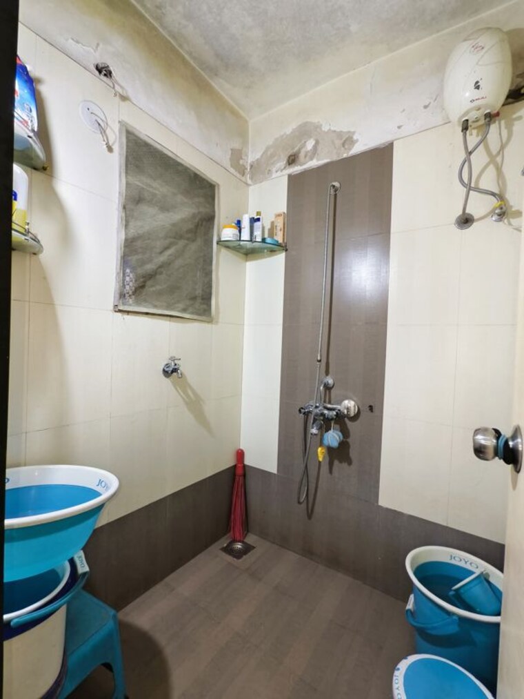 Washroom, nisarg-hyde-park 1 Bedroom 670 Sq.Ft. Apartment In Kharghar Navi Mumbai 10653631