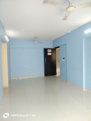 Room in 3 BHK Apartment at Supreme Elenor, Chembur – for Rent