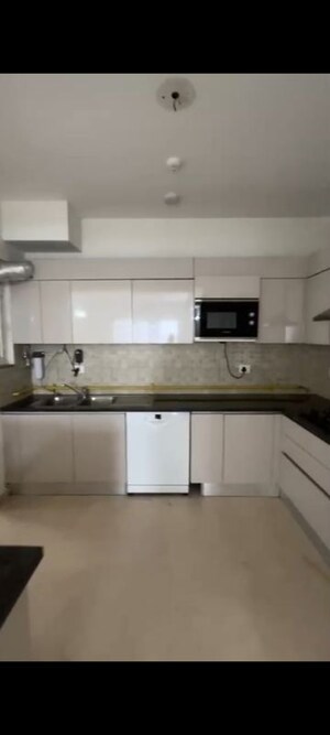 Kitchen in 4 BHK Apartment at Godrej Woods, Sector 43 – for Rent
