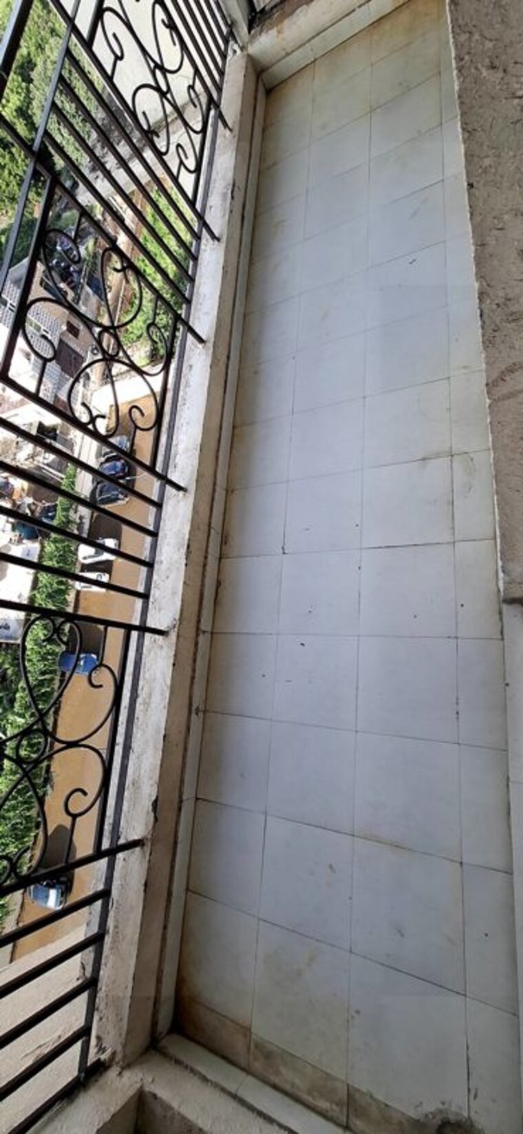 Balcony, signature-global-the-millennia 2.5 Bedroom 850 Sq.Ft. Apartment In Sector 37d Gurgaon 10653660