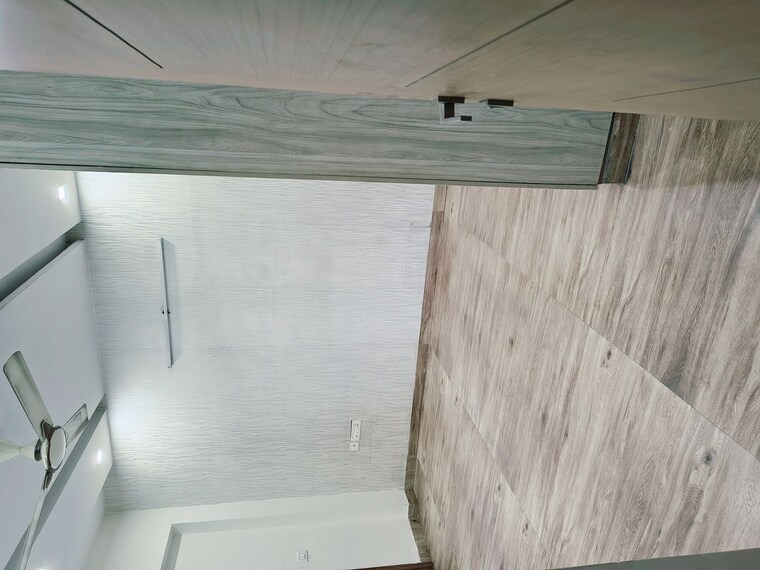 Room, bptp-park-central 3 Bedroom 250 Sq.Yd. Builder Floor In Sector 85 Faridabad 10653559