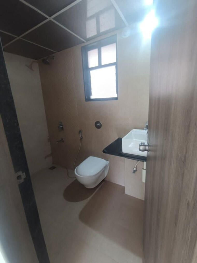 Bathroom, kohinoor-coral-phase-3 2 Bedroom 700 Sq.Ft. Apartment In Hinjewadi Pune 10653720