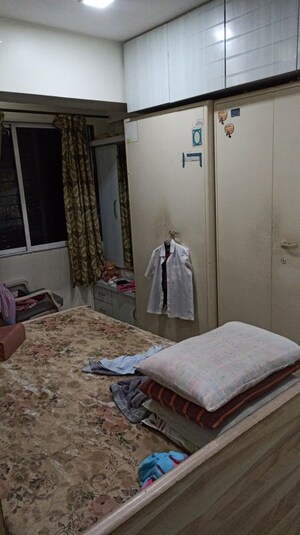 Bedroom in 1 BHK Apartment at Makhdoomi Apartments, Vakola – for Rent