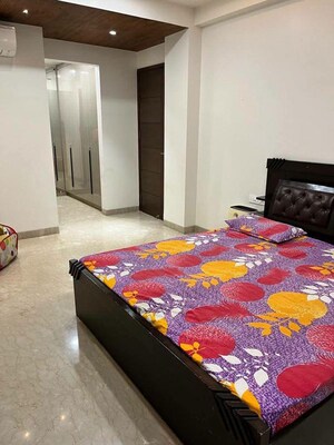 Bedroom in 2 BHK Builder Floor at Sector 47 – for Rent
