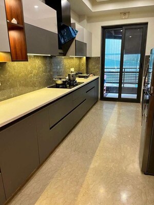 Kitchen in 2 BHK Builder Floor at Sector 47 – for Rent