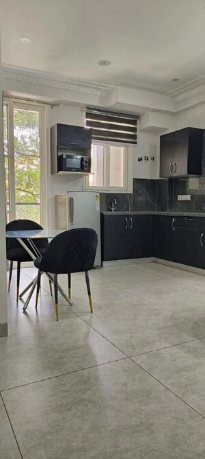 Kitchen in 4 BHK Builder Floor at BPTP Amstoria, Sector 102 – for Rent