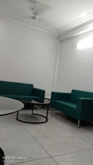 Living Room in 4 BHK Builder Floor at BPTP Amstoria, Sector 102 – for Rent