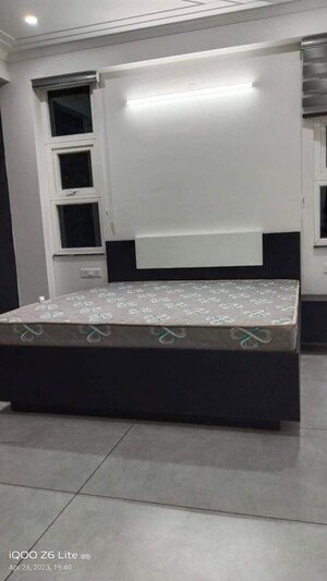 Bedroom in 4 BHK Builder Floor at BPTP Amstoria, Sector 102 – for Rent