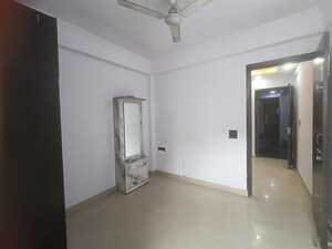 Room in 2 BHK Builder Floor at Malviya Nagar – for Rent