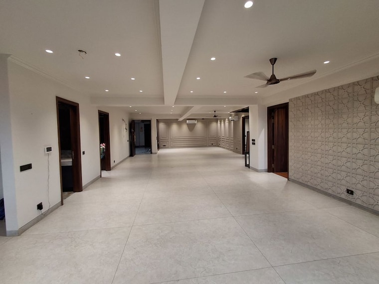 Room, unitech-the-villas 3 Bedroom 4500 Sq.Ft. Builder Floor In Sector 33 Gurgaon 10653734