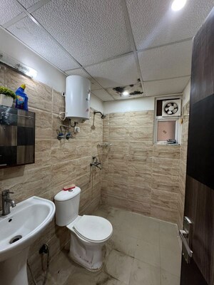 Bathroom in 3 BHK Apartment at Paramount Emotions, Sector 1 Greater Noida – for Rent