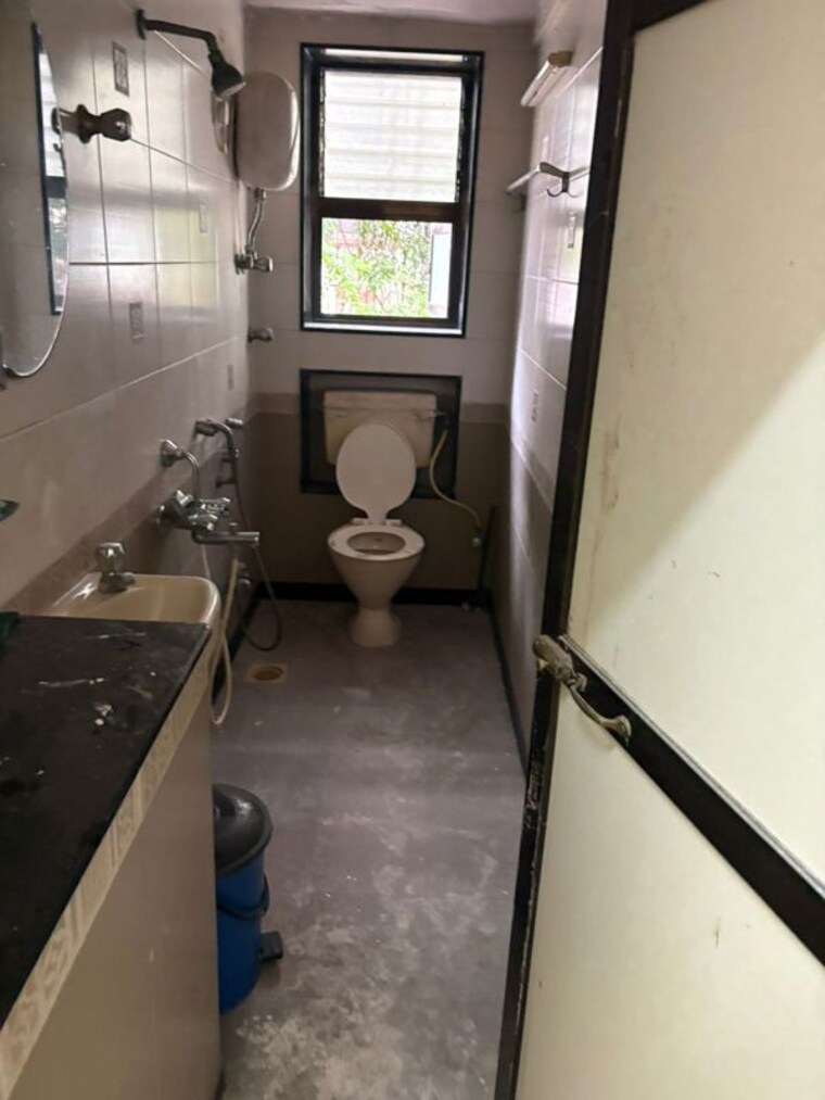 Balcony, dheeraj-apartments 2 Bedroom 850 Sq.Ft. Apartment In Peddar Road Mumbai 10653775