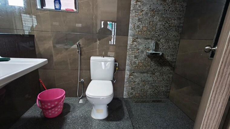 Bathroom, kumar-picasso 3 Bedroom 2300 Sq.Ft. Villa In Hadapsar Pune 10653755