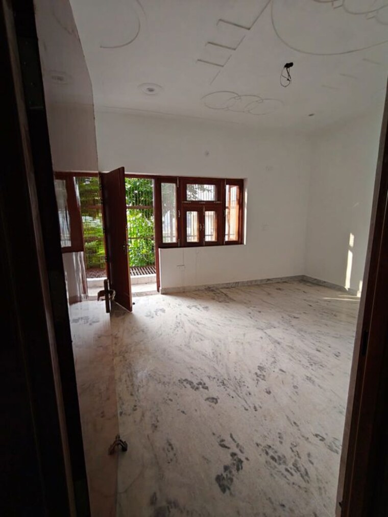Room, pi i and ii greater noida 4 Bedroom 2100 Sq.Ft. Independent House In Pi I And Ii Greater Noida Greater Noida 10653786