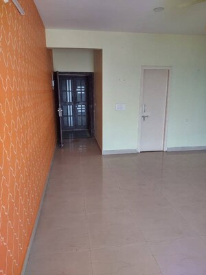 Room in 3 BHK Apartment at UPAVP Bhagirathi Enclave, Raebareli Road – for Rent