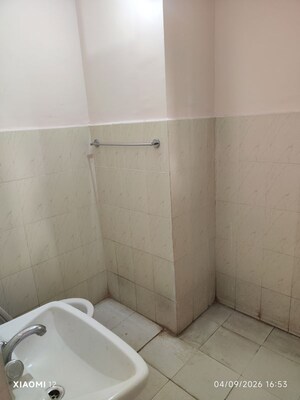 Bathroom in 2 BHK Apartment at Gomti Enclave Devamau, Devamau – for Rent