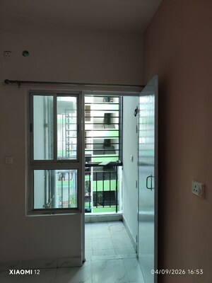 Room in 2 BHK Apartment at Gomti Enclave Devamau, Devamau – for Rent