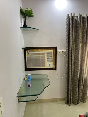 Furnished Amenities in 3 BHK Apartment at China Link Apartment, Malad West – for Rent