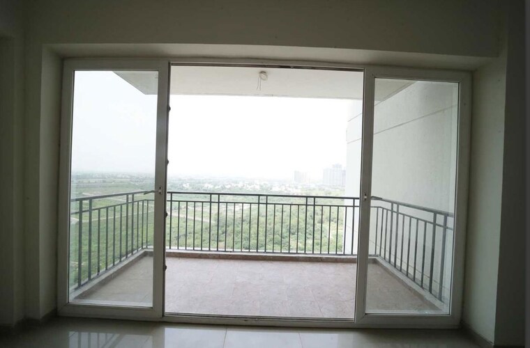 Room, presithum 3 Bedroom 1440 Sq.Ft. Apartment In Sector 25 Yamuna Expressway Greater Noida 10653845