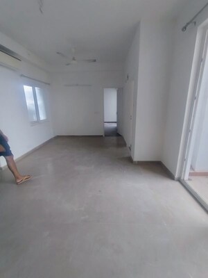 Room in 3 BHK Apartment at Mapsko Mount Ville, Sector 79 – for Rent