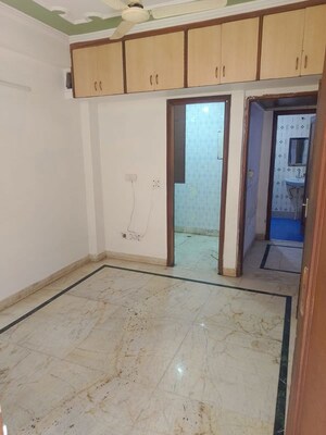 1 BHK Builder Floor For Rent in Neb Sarai