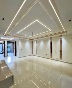3 BHK Builder Floor For Sale in New Industrial Township 5