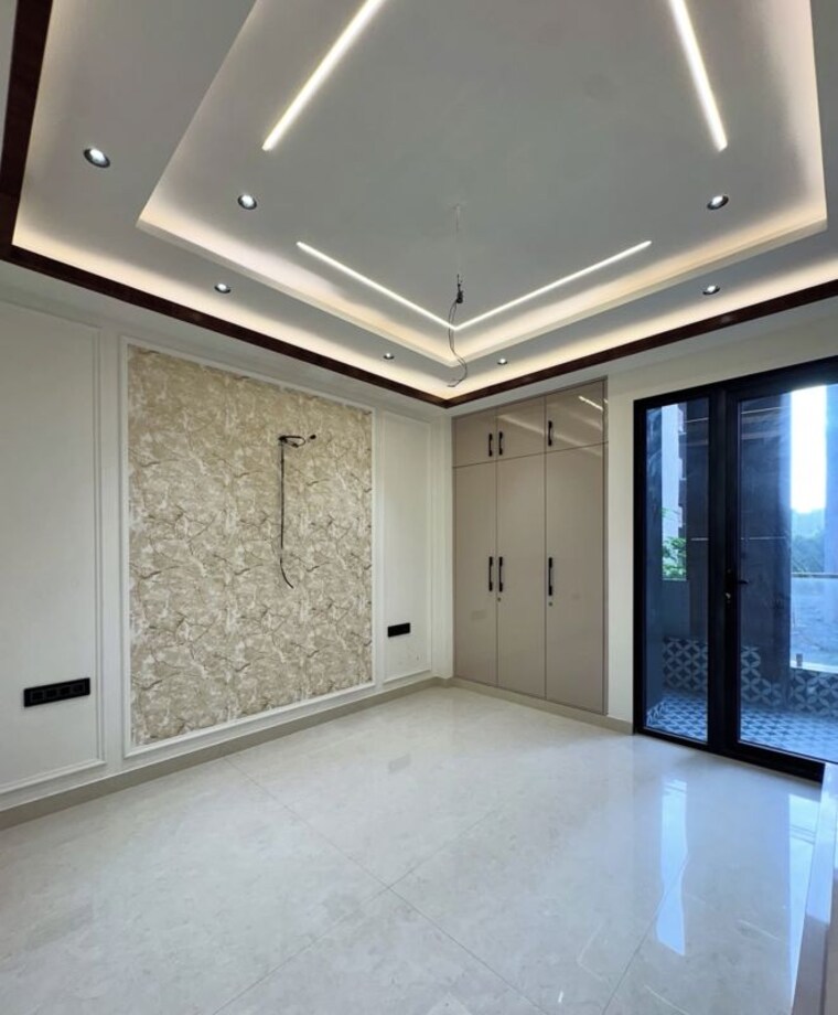 Room, new industrial township 5 3 Bedroom 1350 Sq.Ft. Builder Floor In New Industrial Township 5 Faridabad 10653878