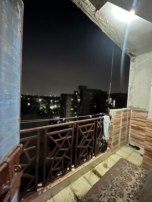 Balcony in 2 BHK Builder Floor at ABCZ East Platinum, Sector 44 – for Rent