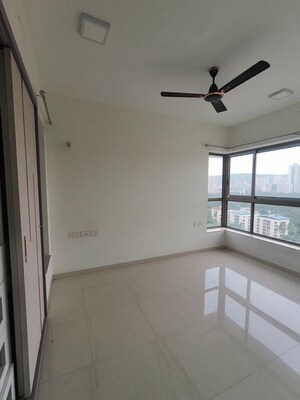 Master Bedroom in 2 BHK Apartment at Kalpataru Paramount, Kapur Bawdi – for Rent