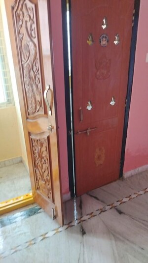 Furnished Amenities in 1 BHK Builder Floor at West Hanuman Nagar – for Rent