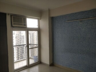 2.5 BHK Apartment For Rent in Supertech The Romano in Sector 118, Noida