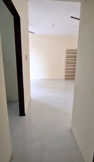 Room in 2 BHK Apartment at Larkins Pride Palms, Kolshet Road – for Rent