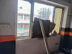   Shop at Vaishali – for Sale