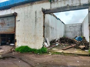  Shop – Exterior View View at Ballard Estate - for Sale
