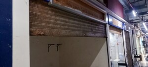 Balcony in  Shop at Vile Parle West – for Sale