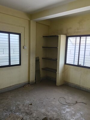 Room in  Apartment at Hingna rd – for Sale