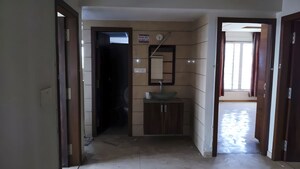 Room in  Apartment at Vesu – for Sale