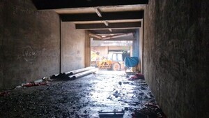 Bedroom in  Shop at Anjur – for Sale