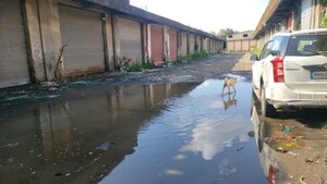 Swimming Pool in  Shop at Anjur – for Sale