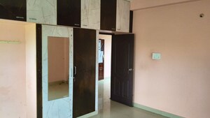 Room in  Apartment at Kundrathur – for Sale