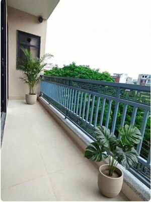 Balcony in 1 BHK Builder Floor at Sector 42 – for Rent