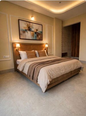 Bedroom in 1 BHK Builder Floor at Sector 42 – for Rent