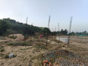  Land For Sale in Varagur
