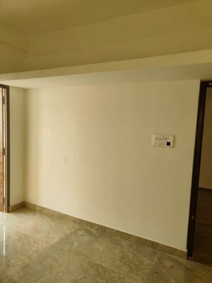 Room in  Apartment at Thiruvanmiyur – for Sale