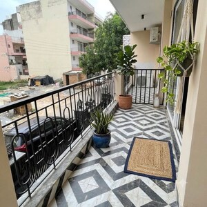 Balcony in 1 RK Builder Floor at Sector 51 – for Rent