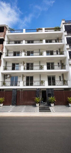 1 RK Builder Floor – Exterior View View at Sector 51 - for Rent