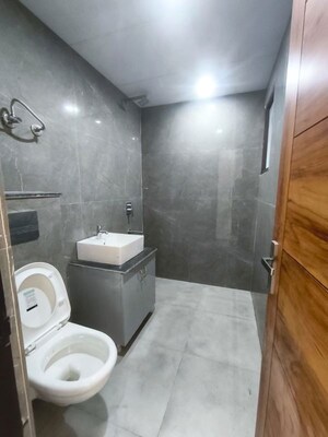 Bathroom in 3 BHK Apartment at Malwa Escon Primera, International Airport Road – for Rent